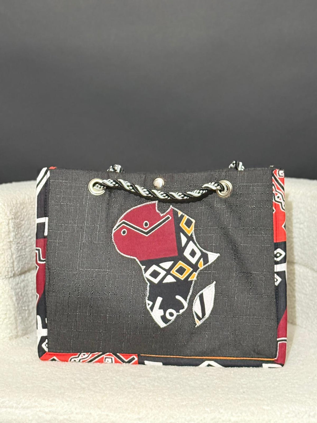 Sac Afrique Sombre & Chic – Wax Rouge & Noir