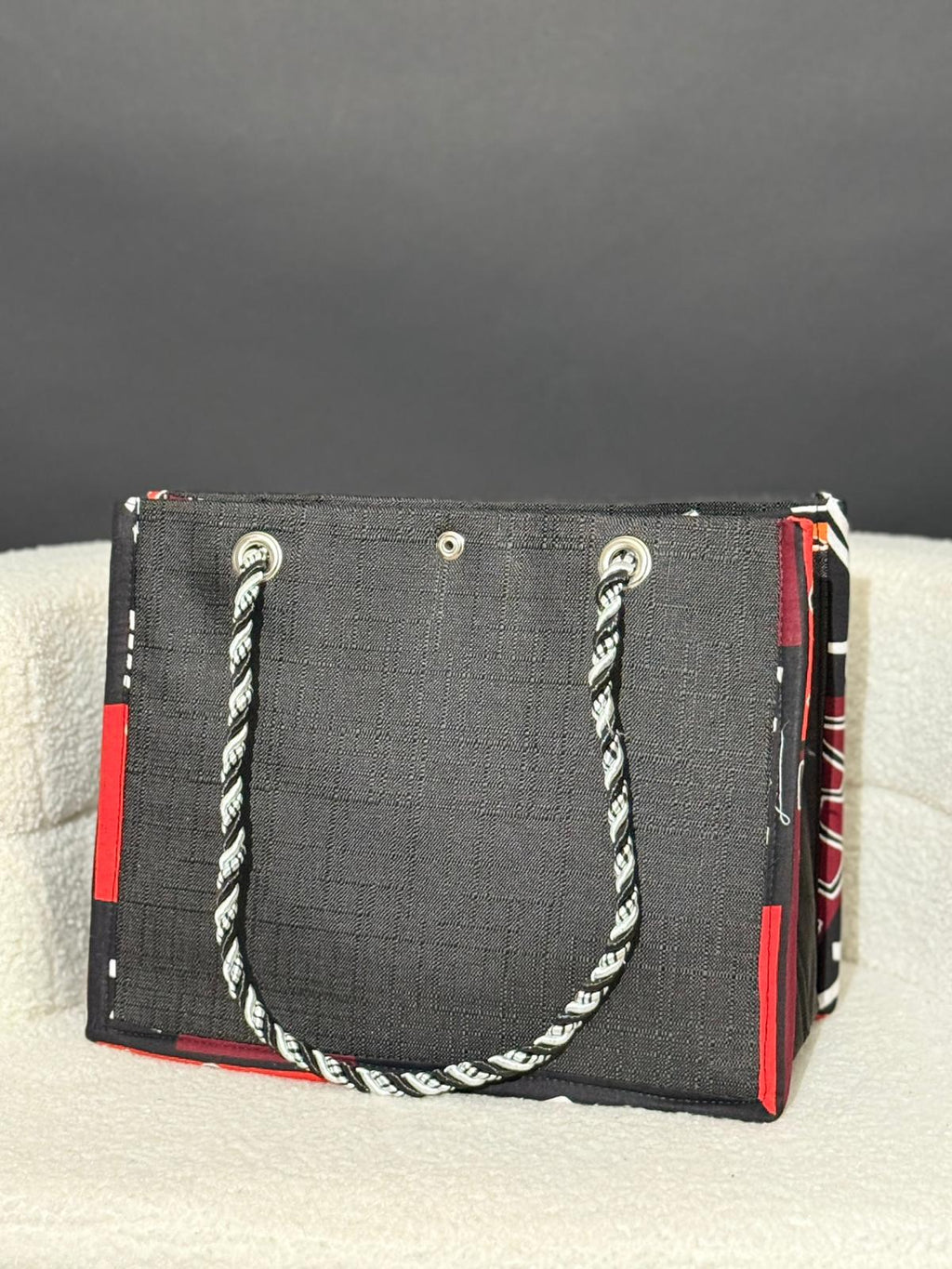 Sac Afrique Sombre & Chic – Wax Rouge & Noir