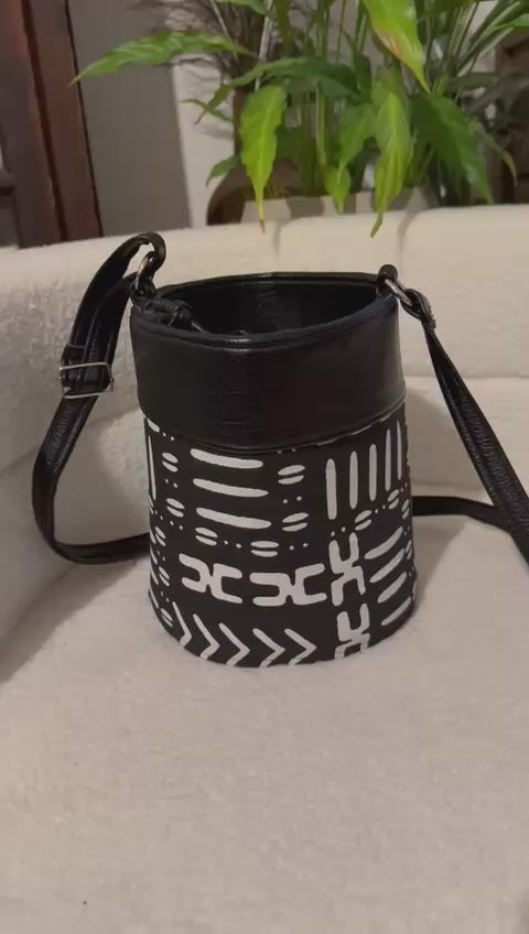 Sac Bandoulière Seau – Élégance Moderne & Inspiration Africaine